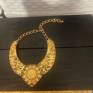 1989 Vintage Barrera Necklace for Avon